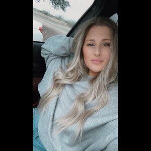 Meet your Posher, Kelsey